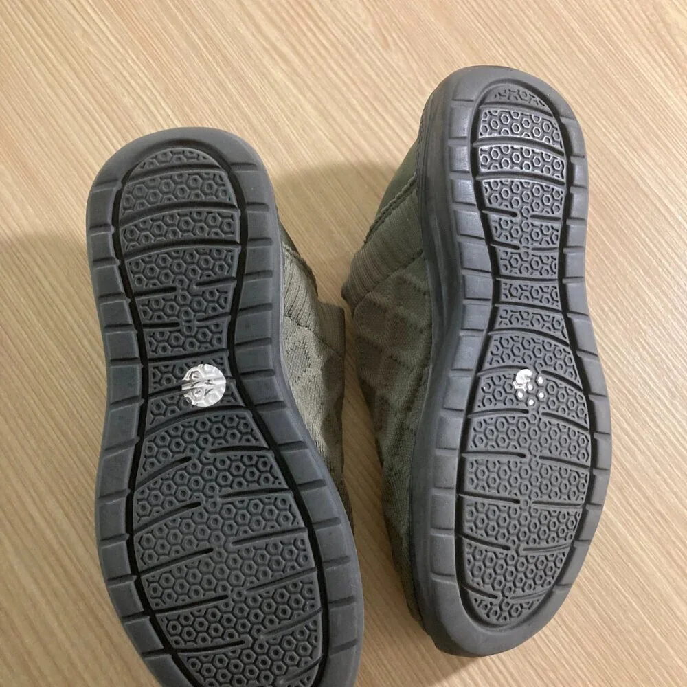 Kubua Slip On Shoes Slippers Army Green Mens Size 42 US Size 8.5 Hard Black Sole
